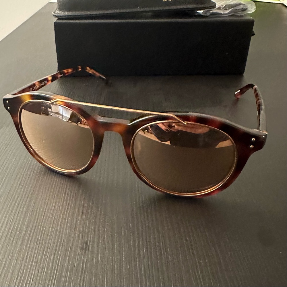 Linda Farrow Mirrored sunglasses NWOT